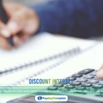 A man calculating discount interest